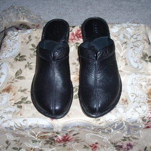 Born Black Leather Clogs - Size 9 Medium